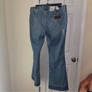 Wrangler Retro Stretch Women's Blue Jeans